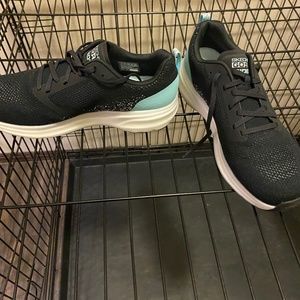 Skechers GOrun ride 8